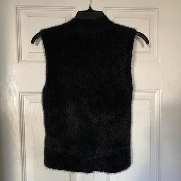 Old Navy Women’s Small Black Turtleneck Sleeveless Sweater - Picture 2 of 4